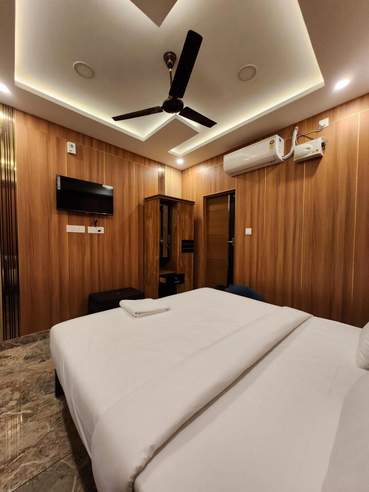 Hotel Royal View Residency Attingal Exterior foto